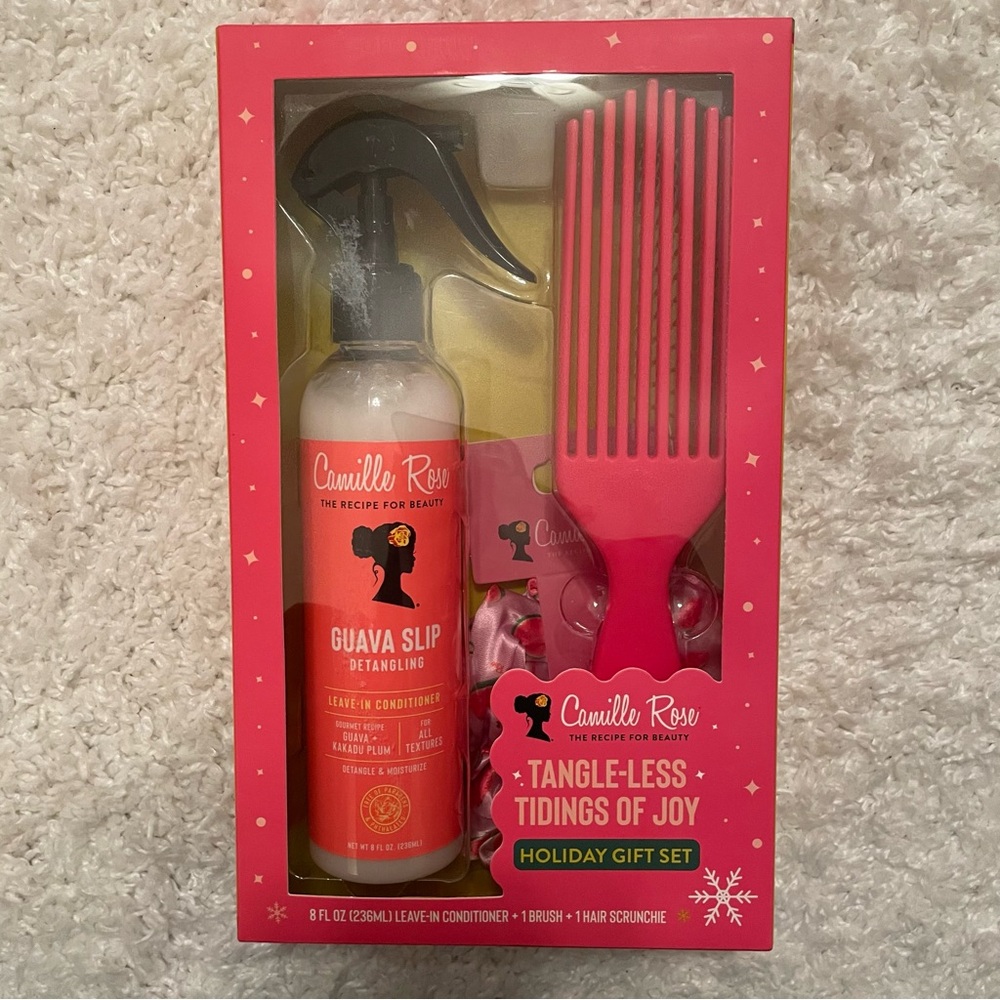 Camille Rose Tangle Less Tidings of Joy Holiday Gift Set